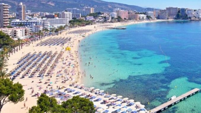 Spanish holidaymakers warned to be careful as temps to soar past 40C