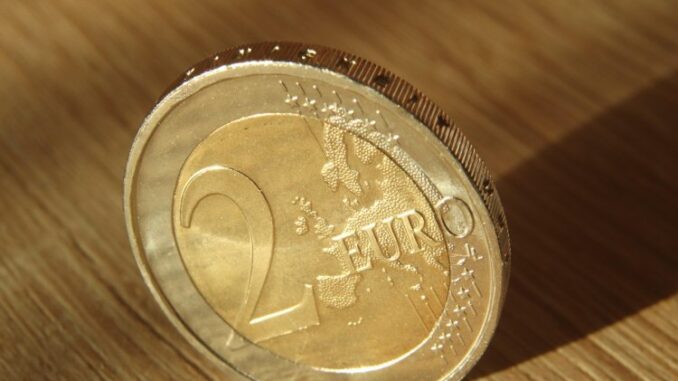 Special commemorative €2 coin gets launched to mark Ireland’s EU Presidency